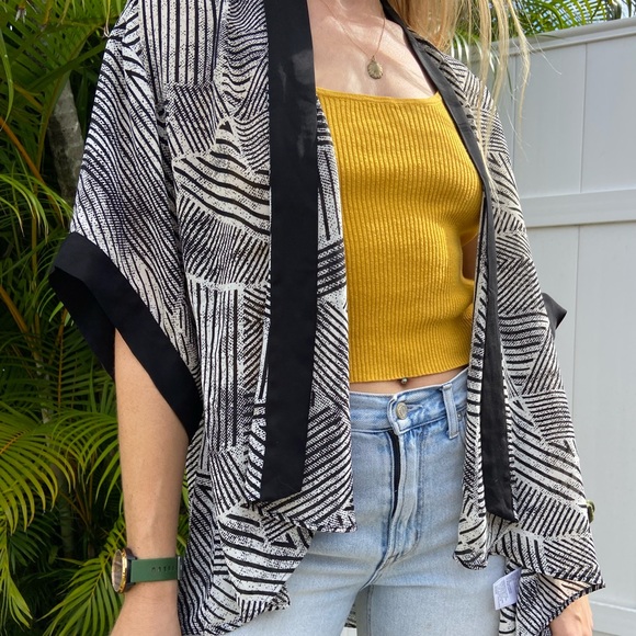 Silence and noise kimono - Picture 3 of 8